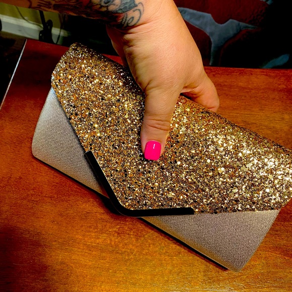 Rose Gold clutch bag. Chain included. Brand bee! - Picture 4 of 7